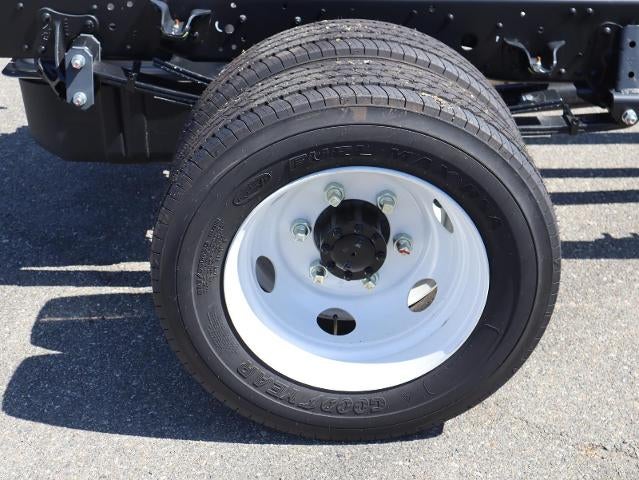 2024 Chevrolet Low Cab Forward 4500 4500 HG LCF Gas