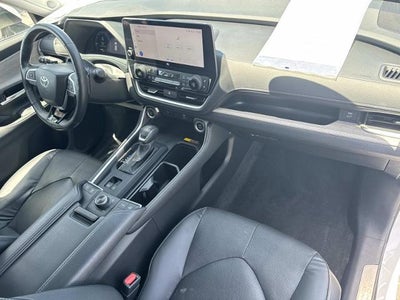 2024 Toyota Grand Highlander Platinum