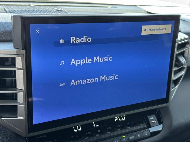 2026 Toyota Tundra Limited CrewMax 5.5' Bed