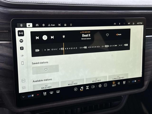 2022 RIVIAN R1T Adventure Package