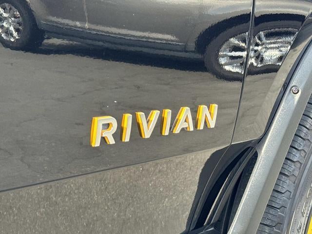 2022 RIVIAN R1T Adventure Package