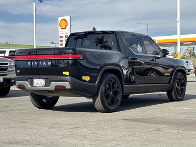 2022 RIVIAN R1T Adventure Package