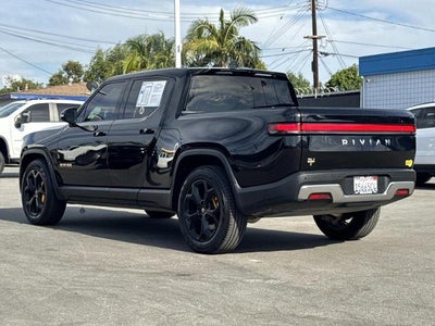 2022 RIVIAN R1T Adventure Package