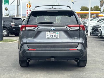 2022 Toyota RAV4 Hybrid XLE Premium