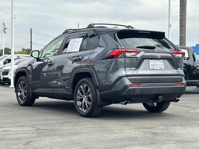 2022 Toyota RAV4 Hybrid XLE Premium