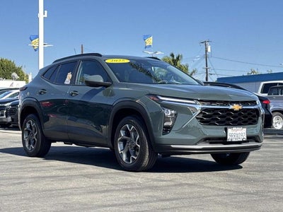 2025 Chevrolet Trax LT