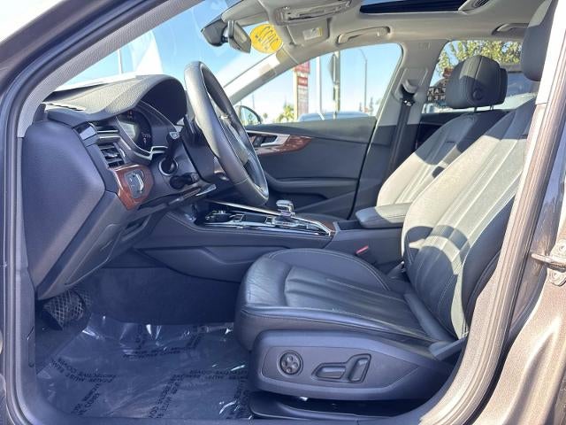 2022 Audi A4 Premium Plus 40 TFSI quattro S tronic