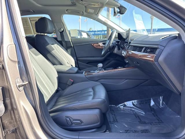 2022 Audi A4 Premium Plus 40 TFSI quattro S tronic