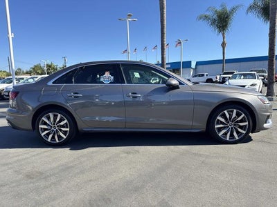 2022 Audi A4 Premium Plus 40 TFSI quattro S tronic