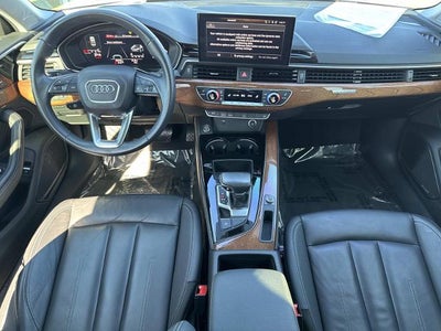 2022 Audi A4 Premium Plus 40 TFSI quattro S tronic
